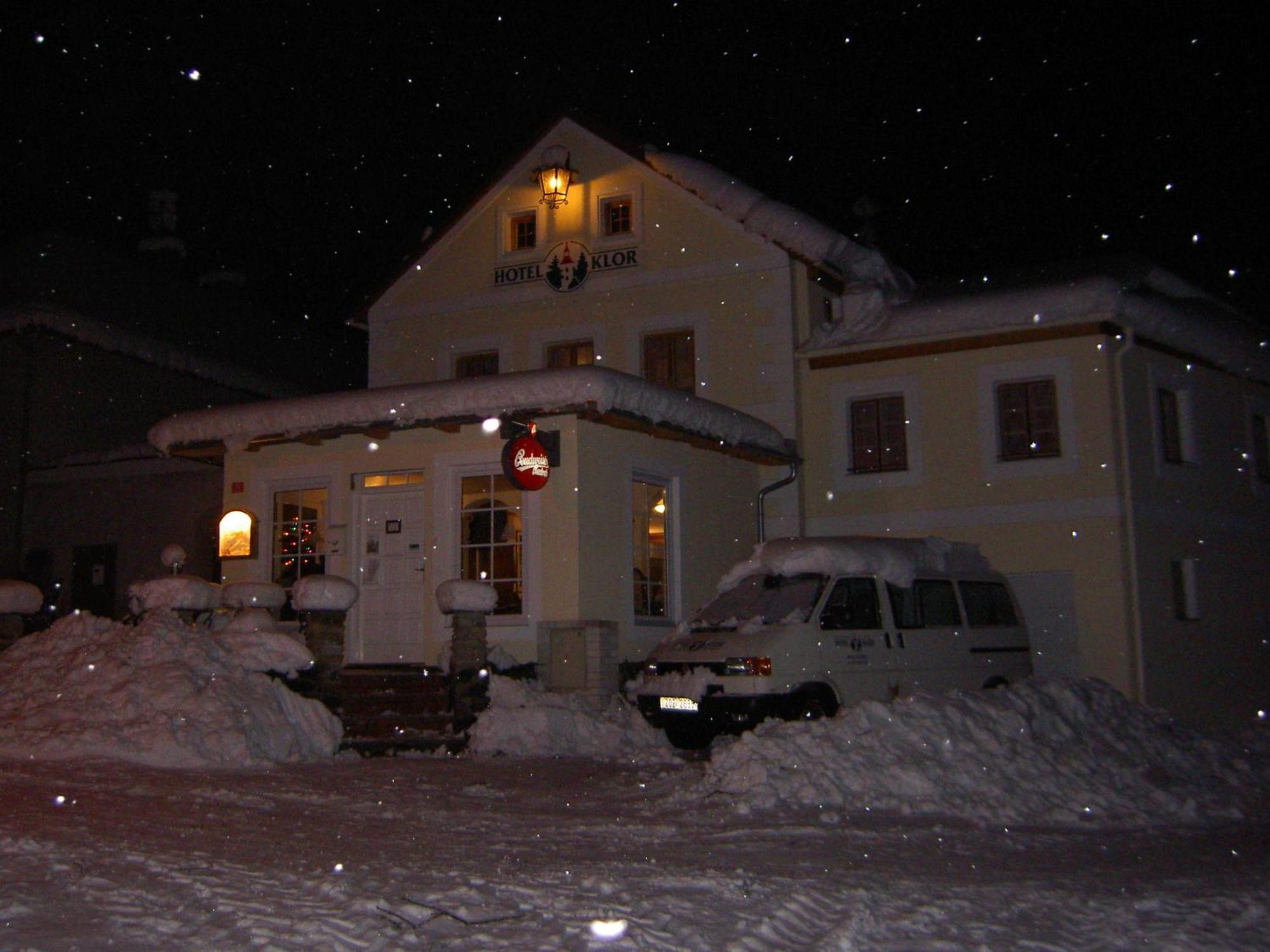 Hotel Klor Doudleby Esterno foto
